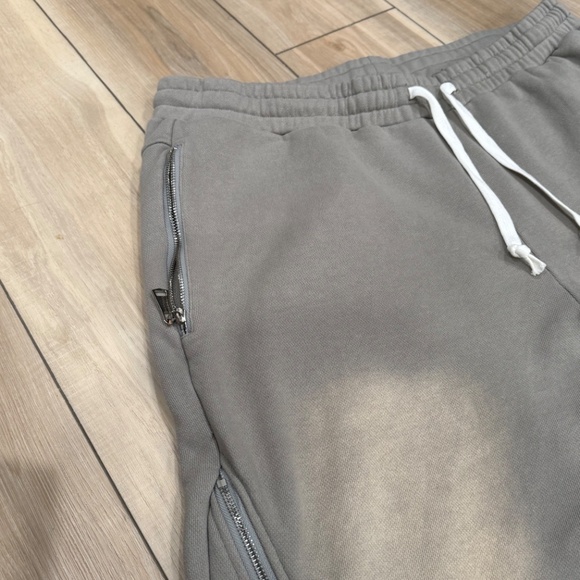 Unique Gray Sweatpants - Picture 4 of 8
